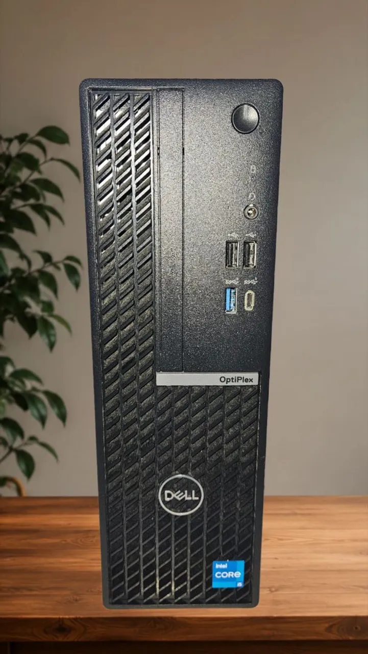 Dell Precision Tower 3420 - Xeon - Computadores e Desktops