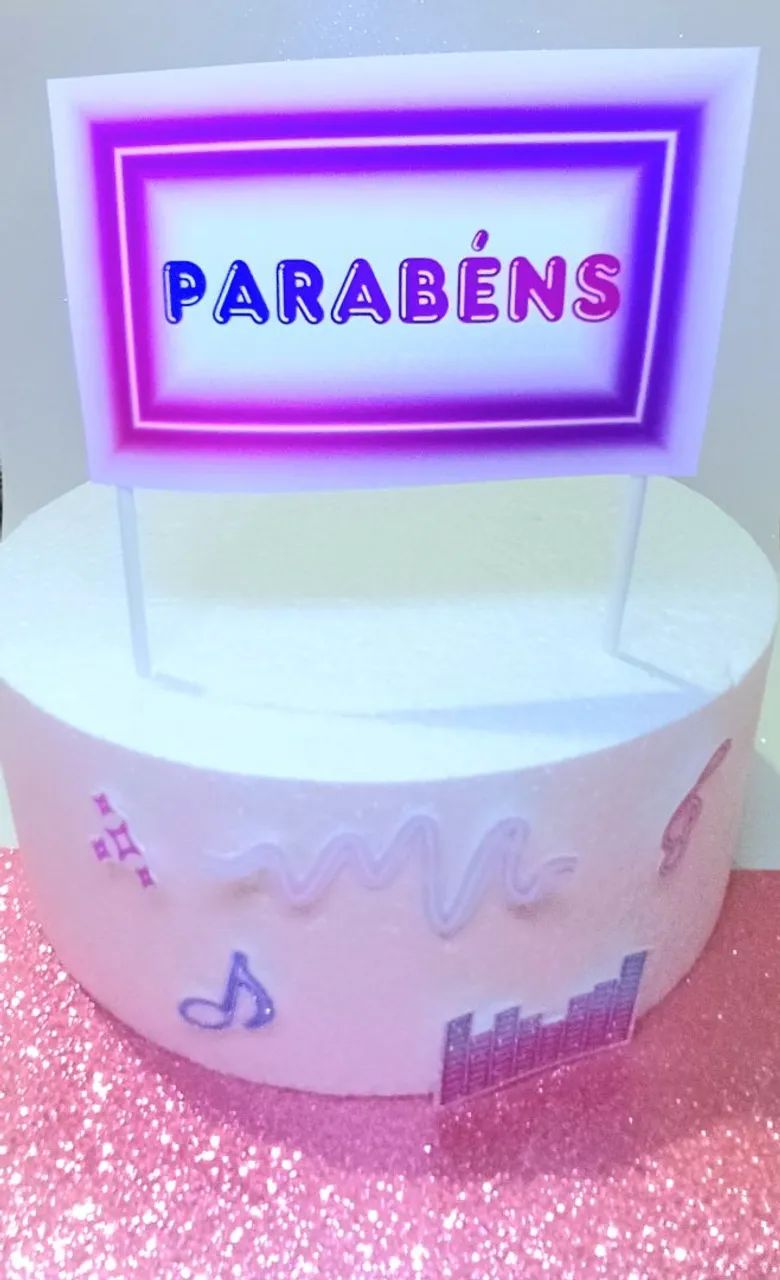 Topo de bolo simples 422991316062064645