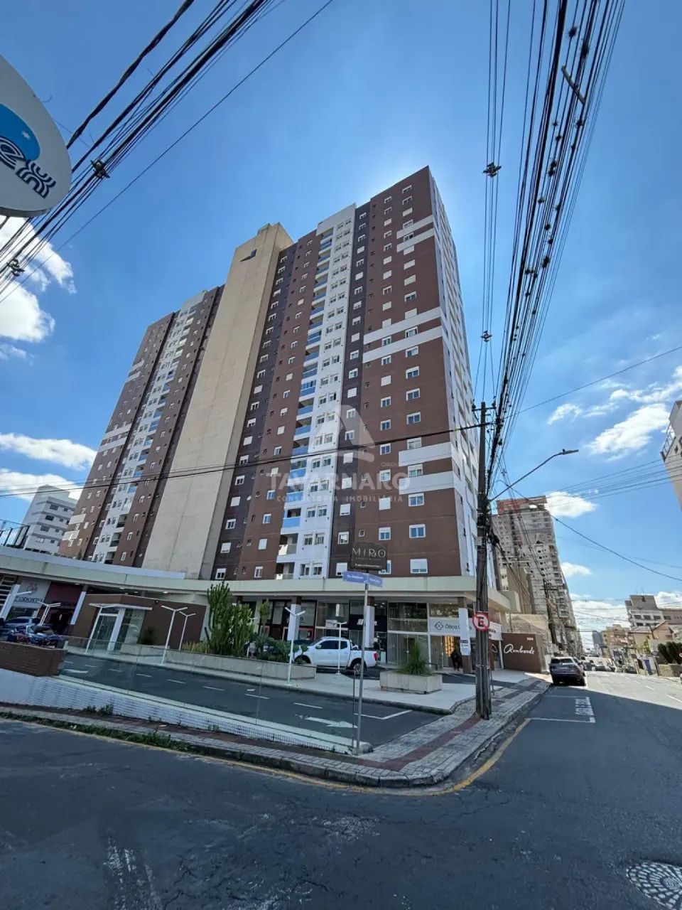 Apartamento Semimobiliado no Edifício Rembrandt! - Foto 2