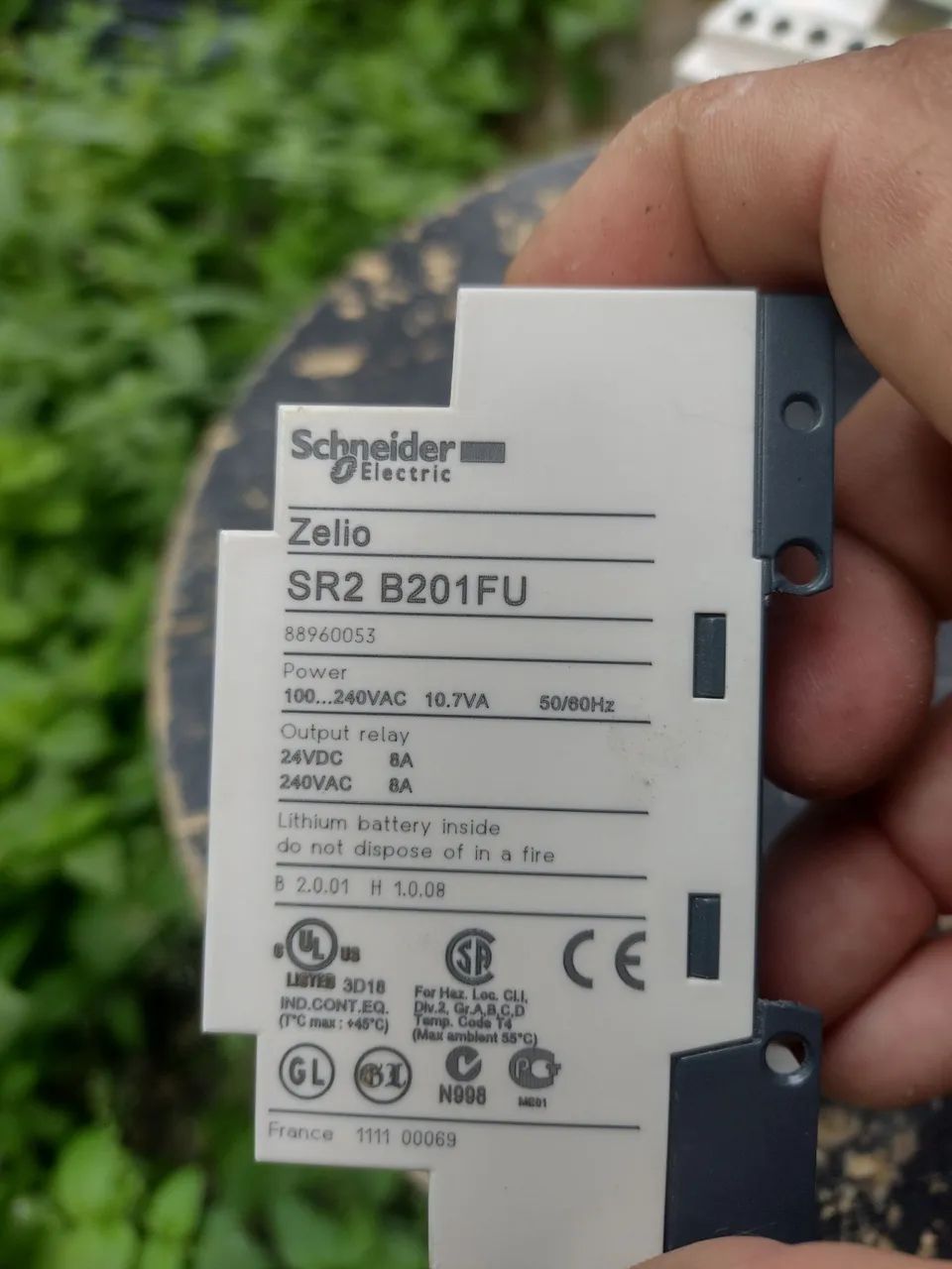 CLP SCHNEIDER ZELIO SR2 100 á 220V - Foto 2