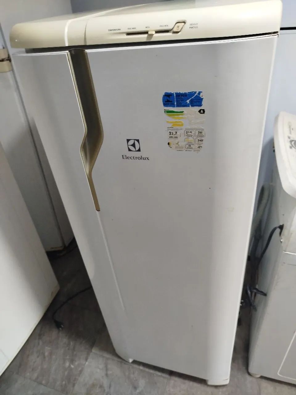 Geladeira electrolux 