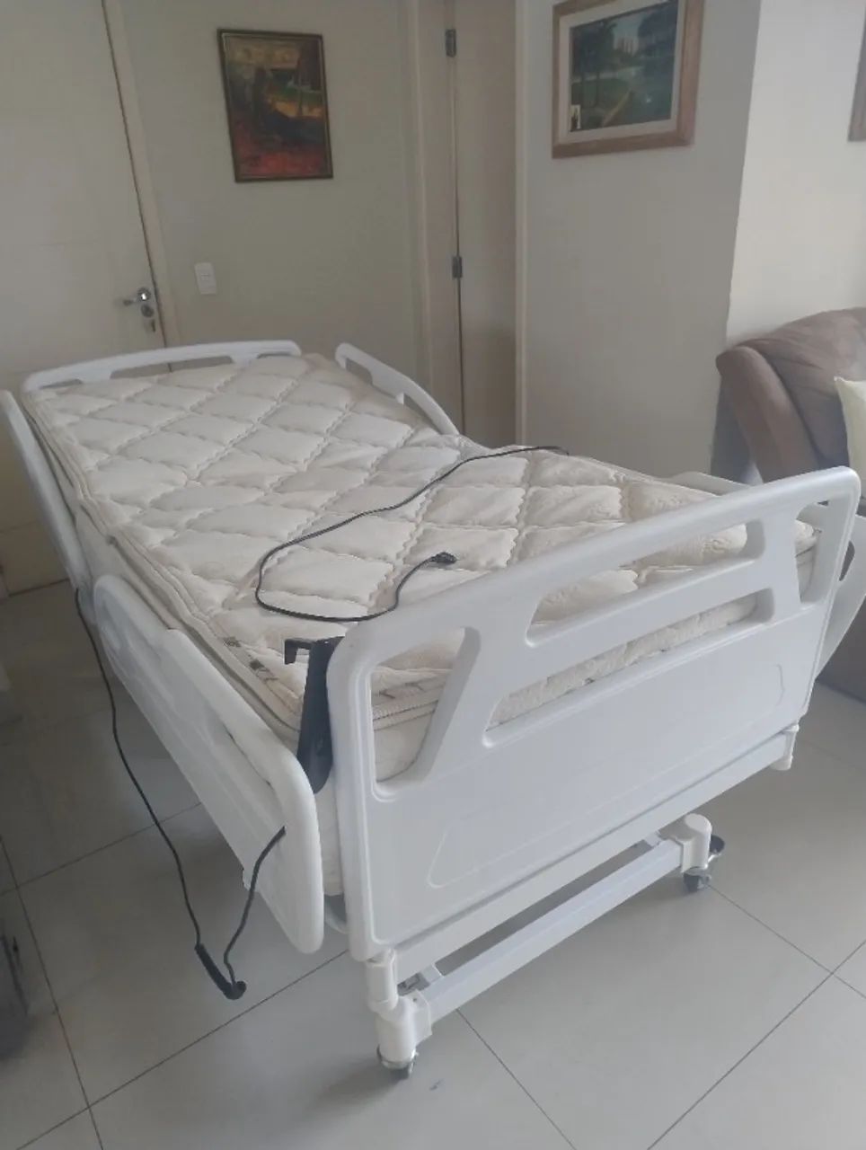 Cama hospitalar motorizada  - Foto 2