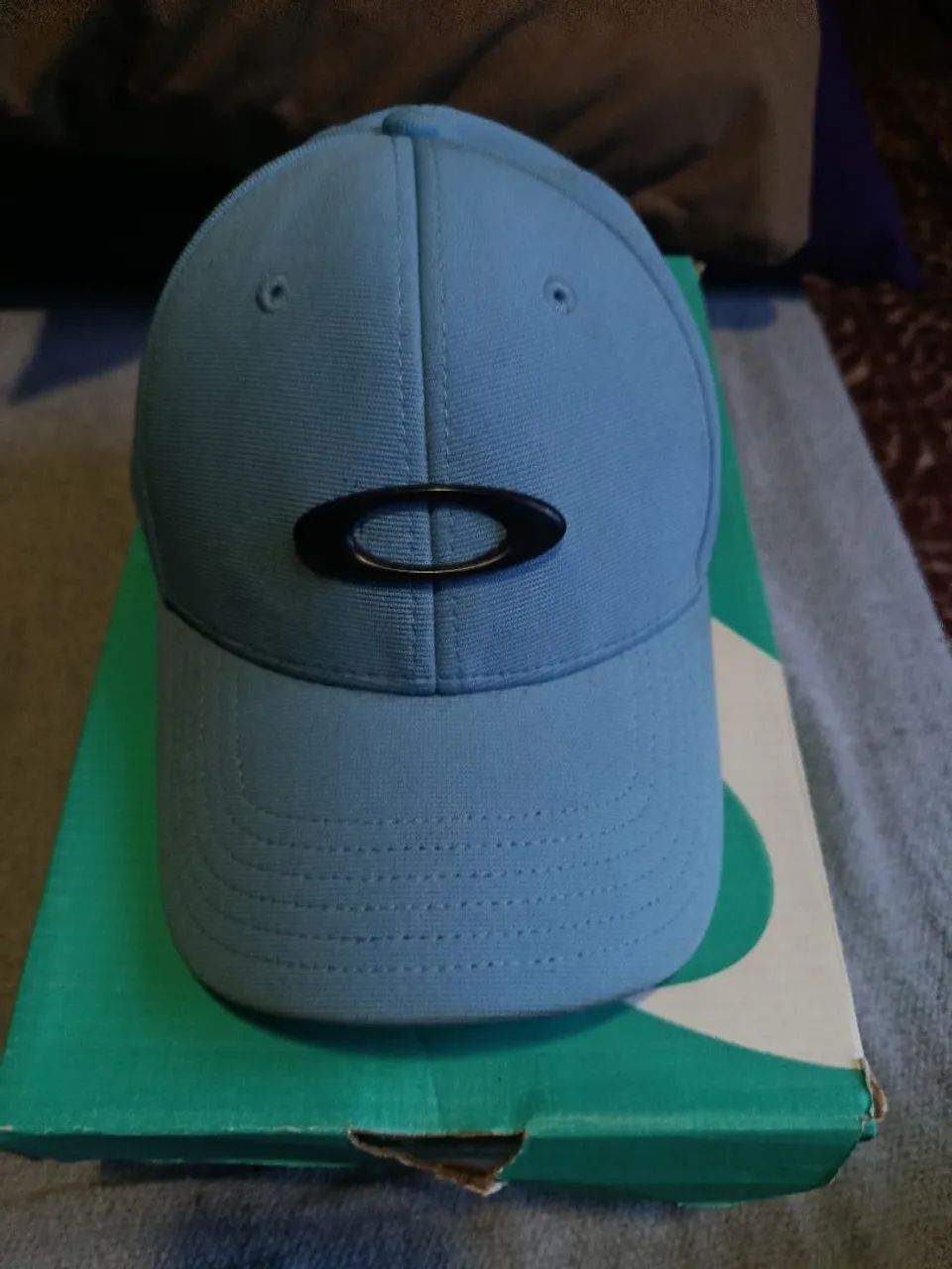 Boné Oakley Tican azul celeste 