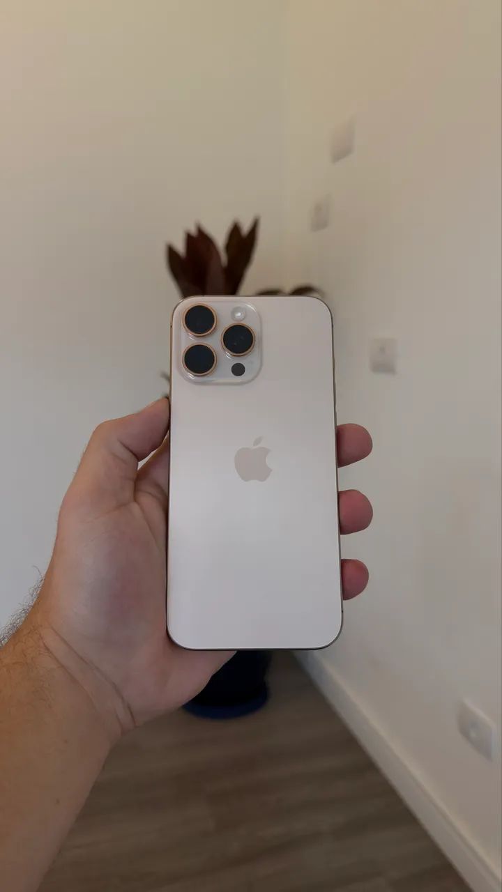 iPhone 16 pro max 256gb desert titanium  - Foto 2
