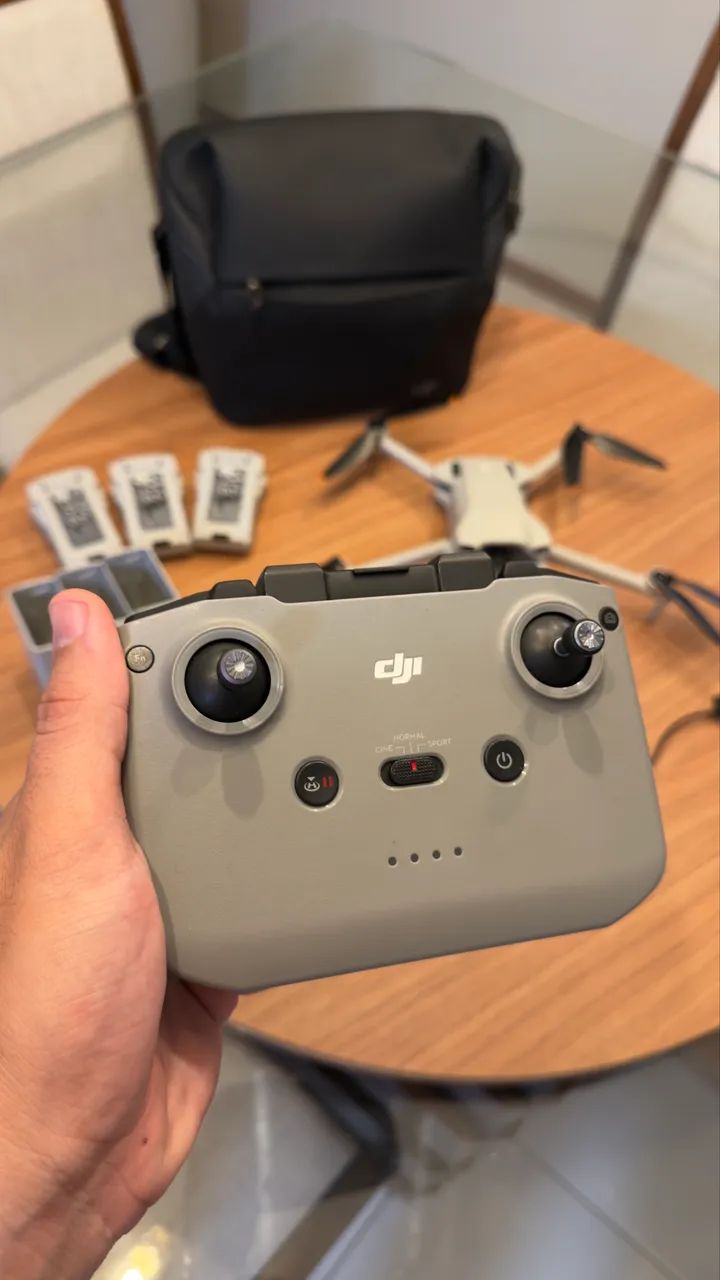 Drone DJI Mini 3 - Combo Fly More (3 Baterias)  - Foto 3