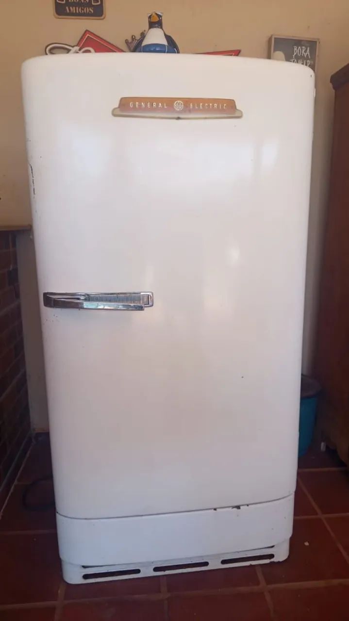 Geladeira antiga 