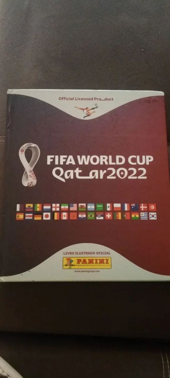Vendo álbum da copa 2022