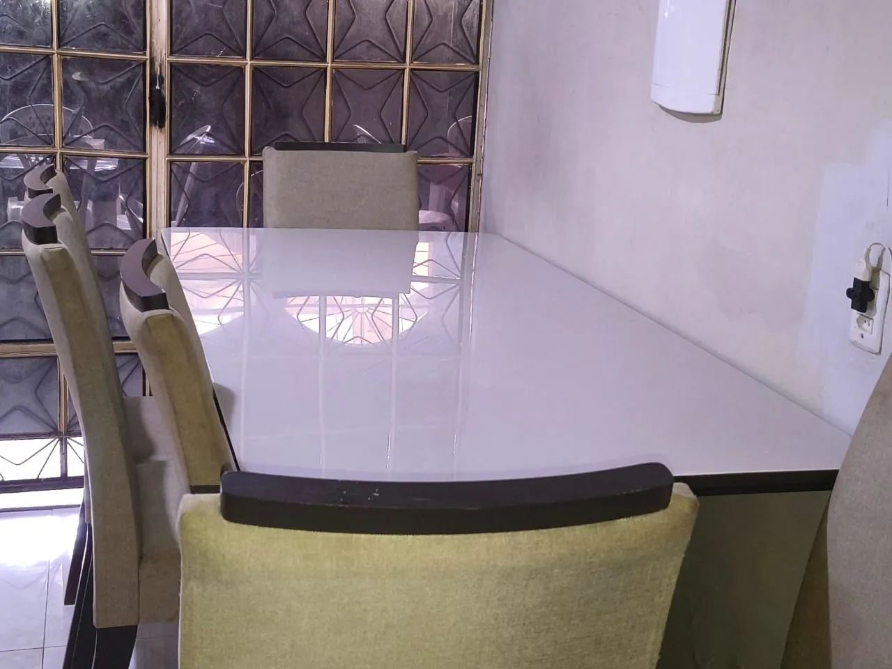 Sala de Jantar Quadrada  de Vidro