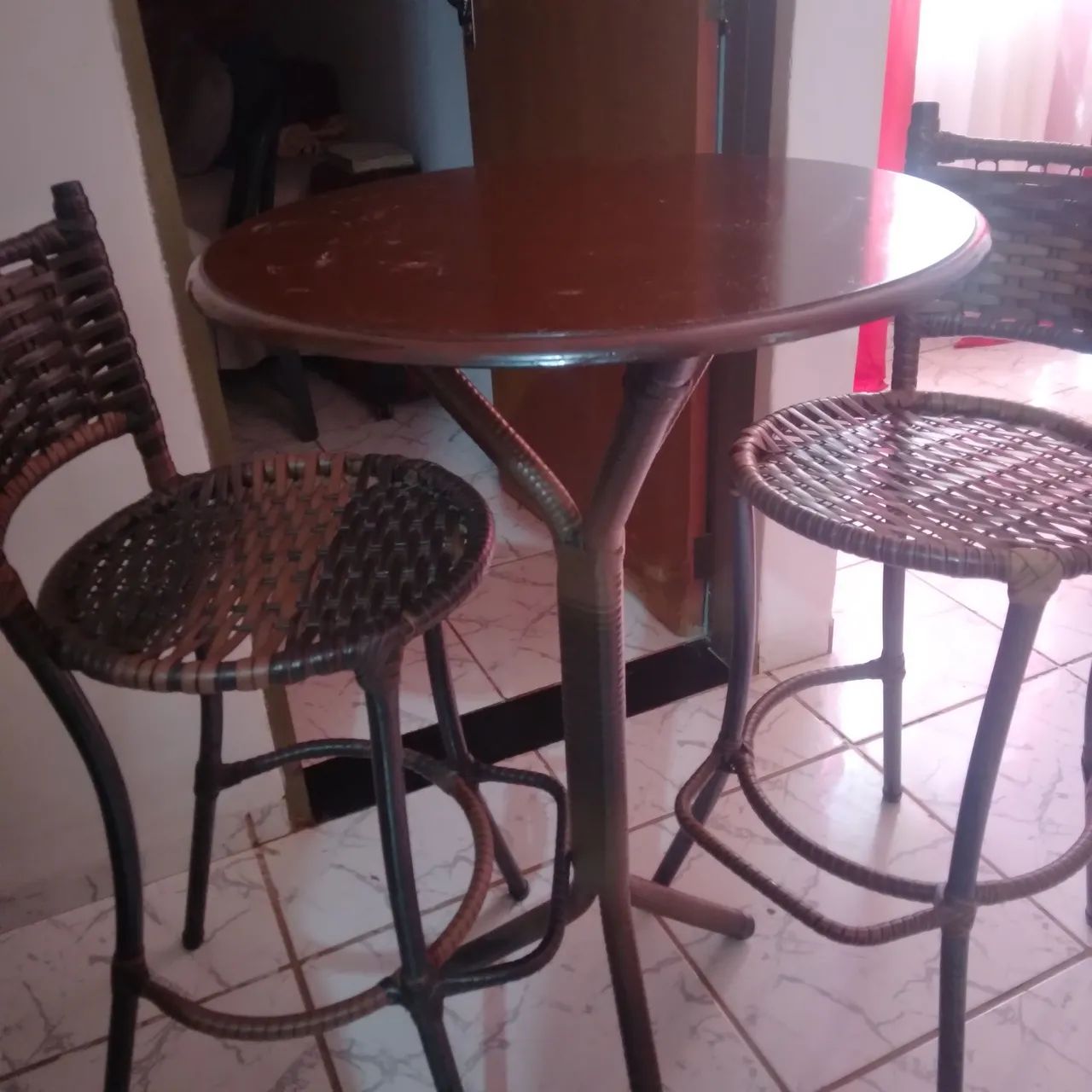 Mesa e cadeiras - Foto 3