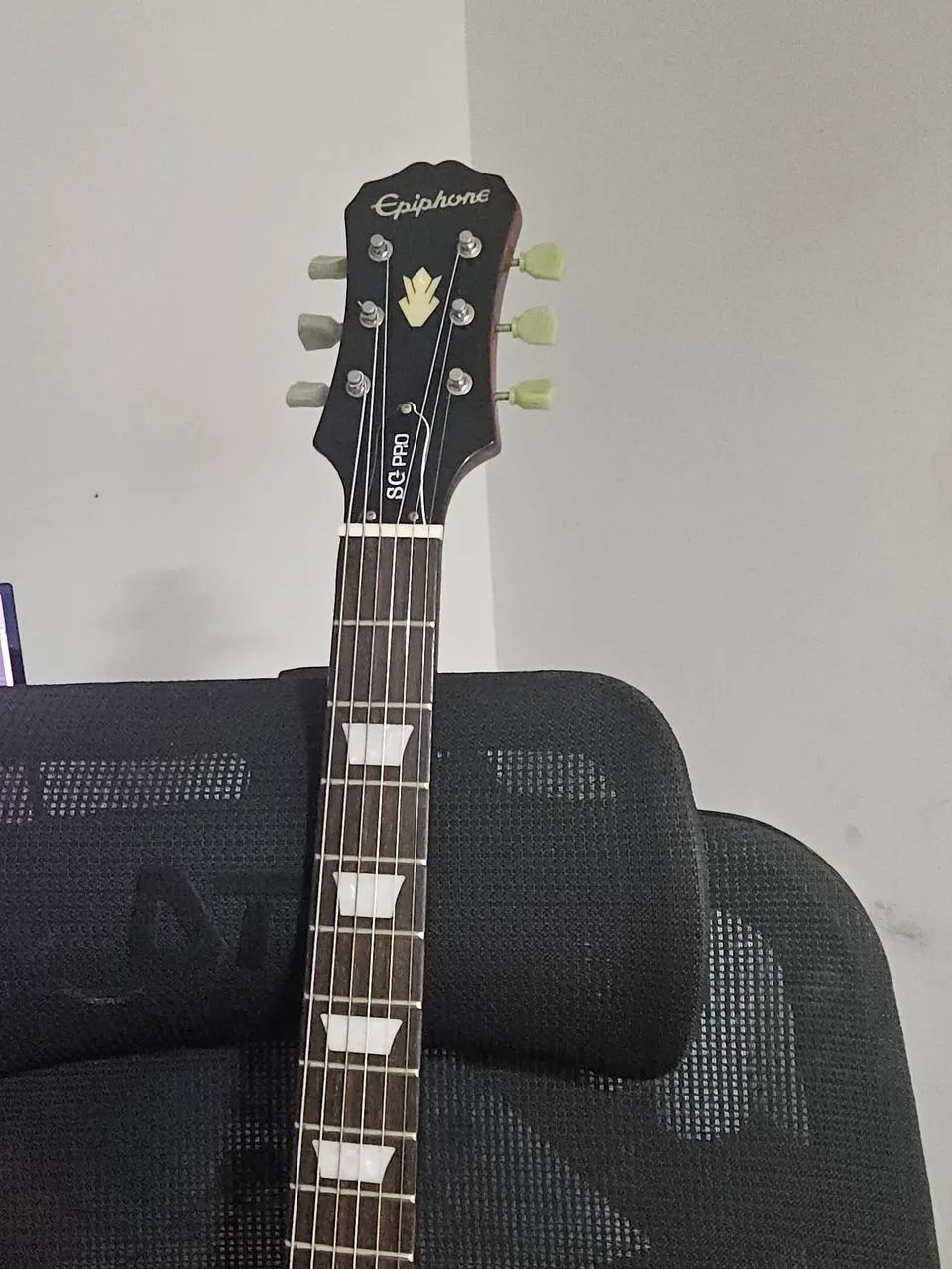Guitarra Epiphone SG Pro Cherry + Hardcase - Foto 3