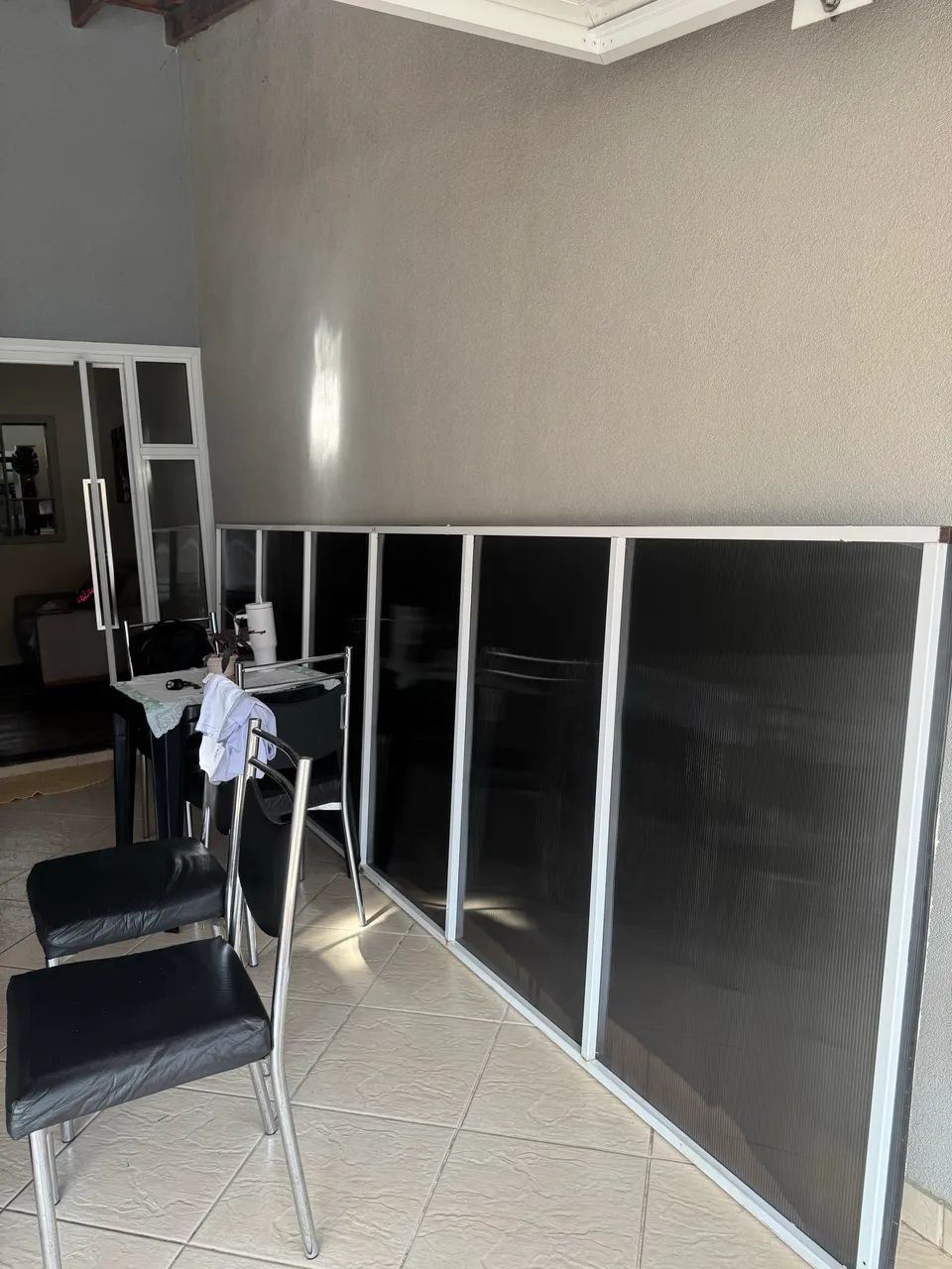 Cobertura para corredor da casa 