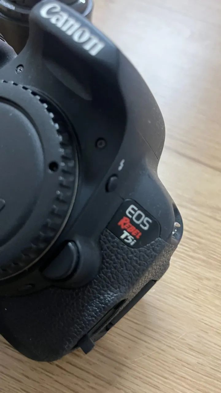 Canon T5i