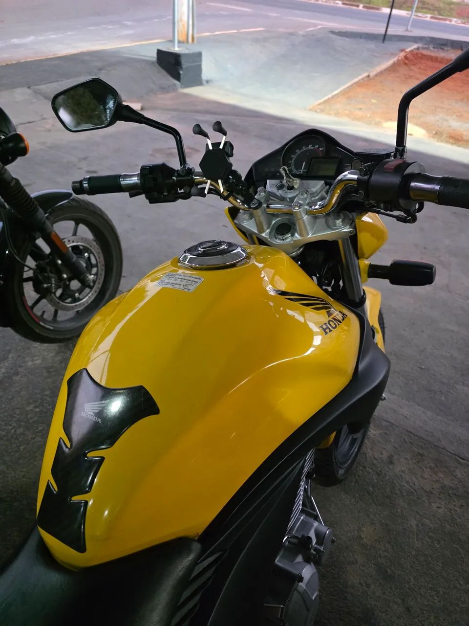 Cb 300r muito conservada  - Foto 4