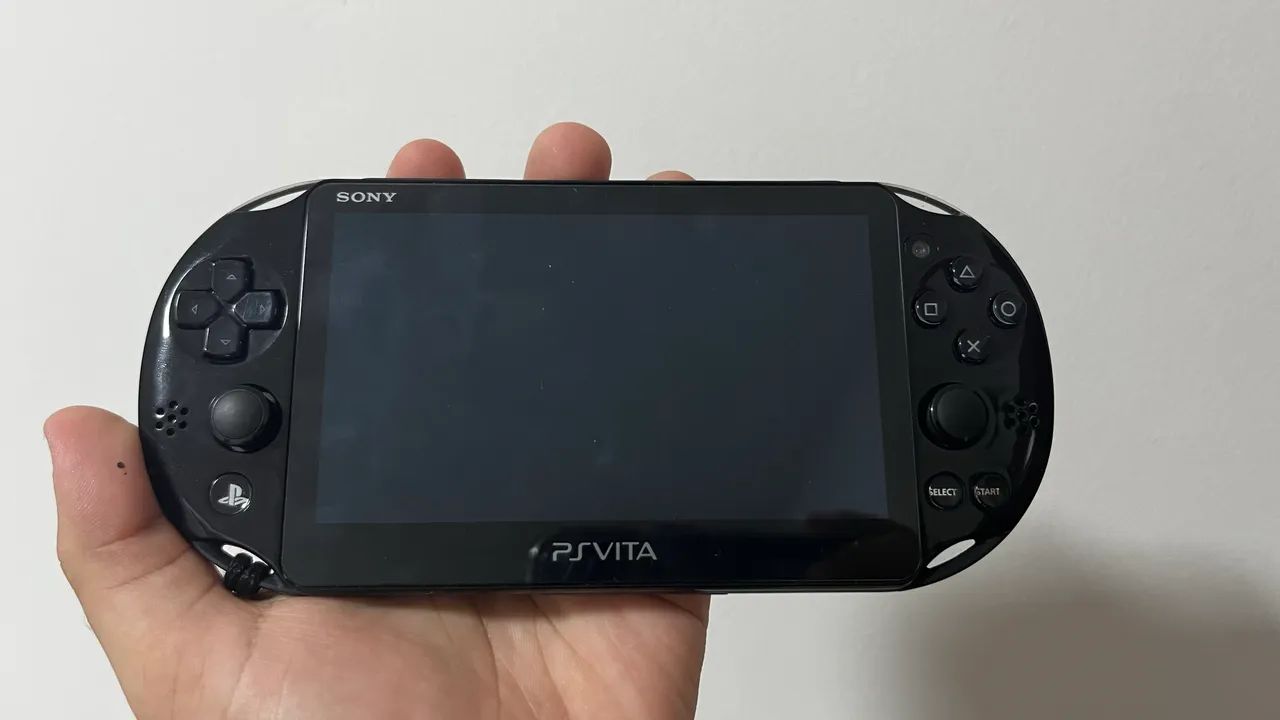 Psvita slim japonês - troca com nintendo 3ds - Jogos de Vídeo Game