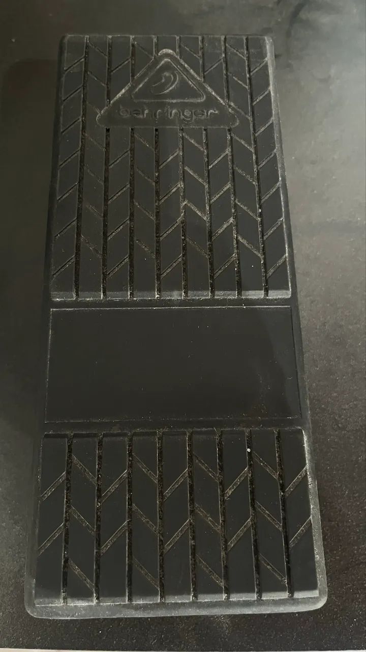 Pedal de Expressao Behringer  - Foto 2