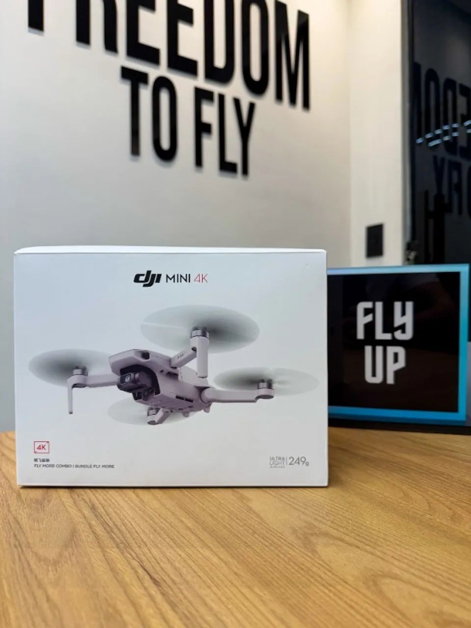 Drone DJI Mini 4K Flymore Combo Seminovo