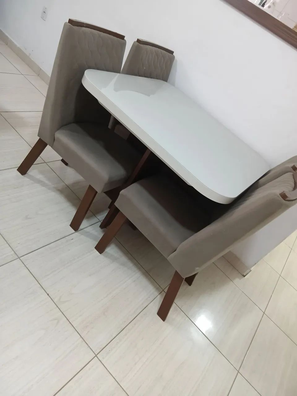 Mesa vidro 4 com cadeiras - Foto 3