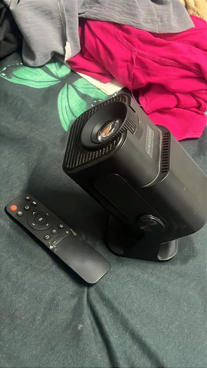 Projetor HY 320