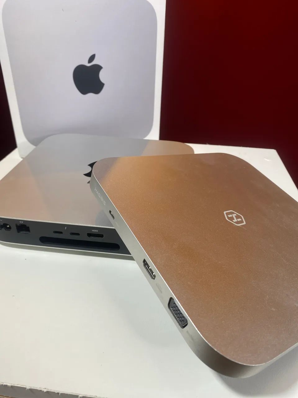 Macデスクトップ mac mini M1 アップルのM1チップを搭載した「Mac mini」は、小型デスクトップPC