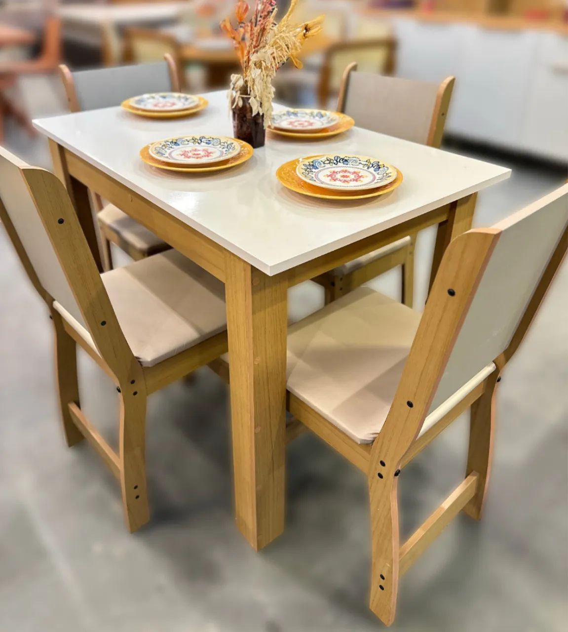 Mesa de Jantar Bellagio Com 4 Cadeiras- Entrega Rápida