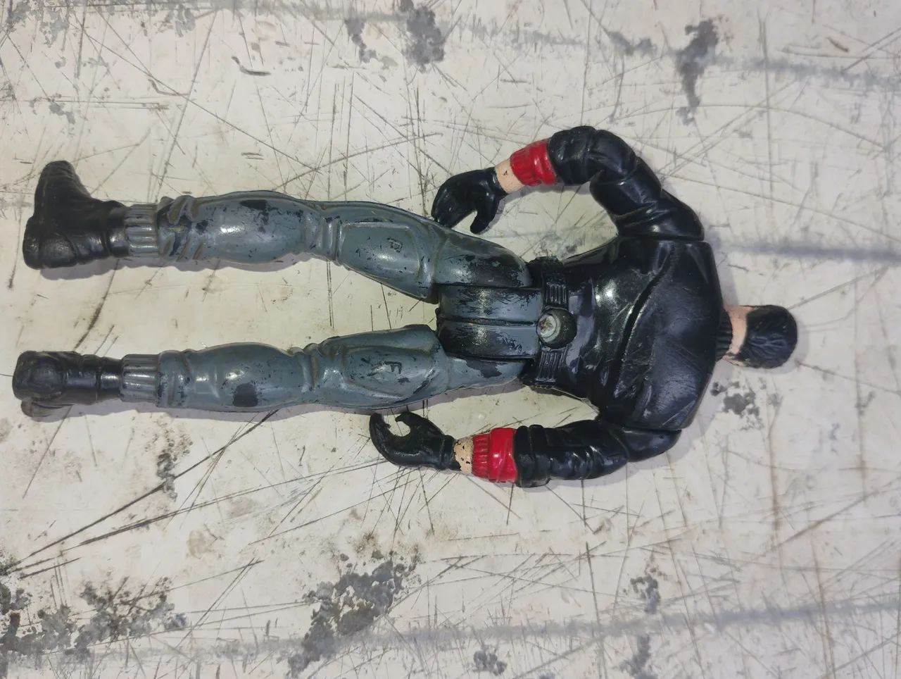 Vendo um boneco antigo do Batman do ano de 1995 - Foto 3