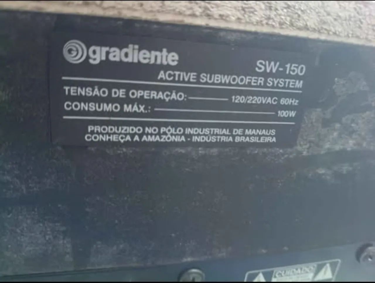 Caixa vintage de subwoofer gradiente funcionando perfeitamente - Foto 3