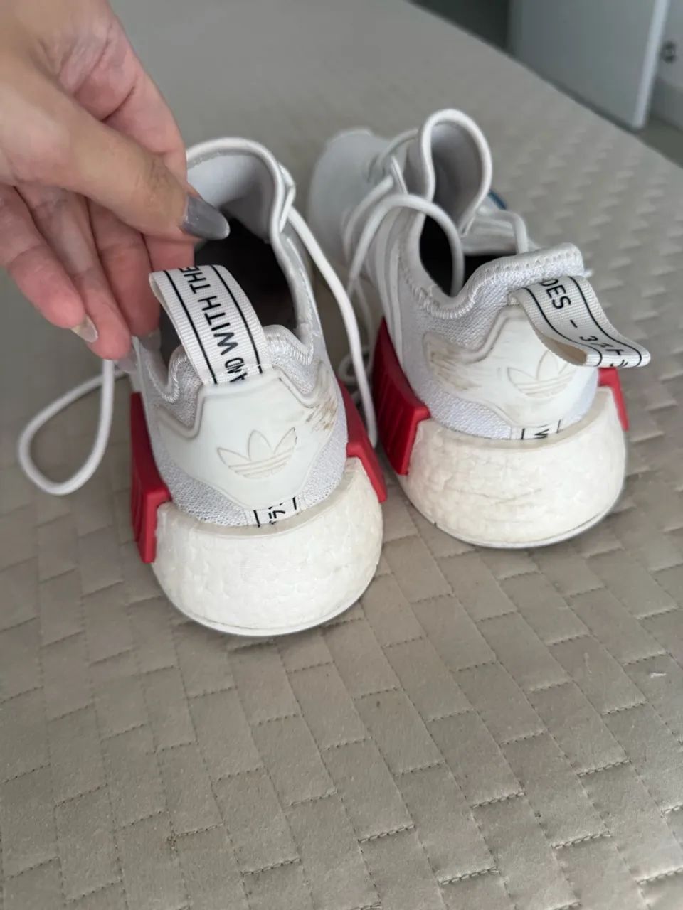 Tênis adidas b - Foto 2