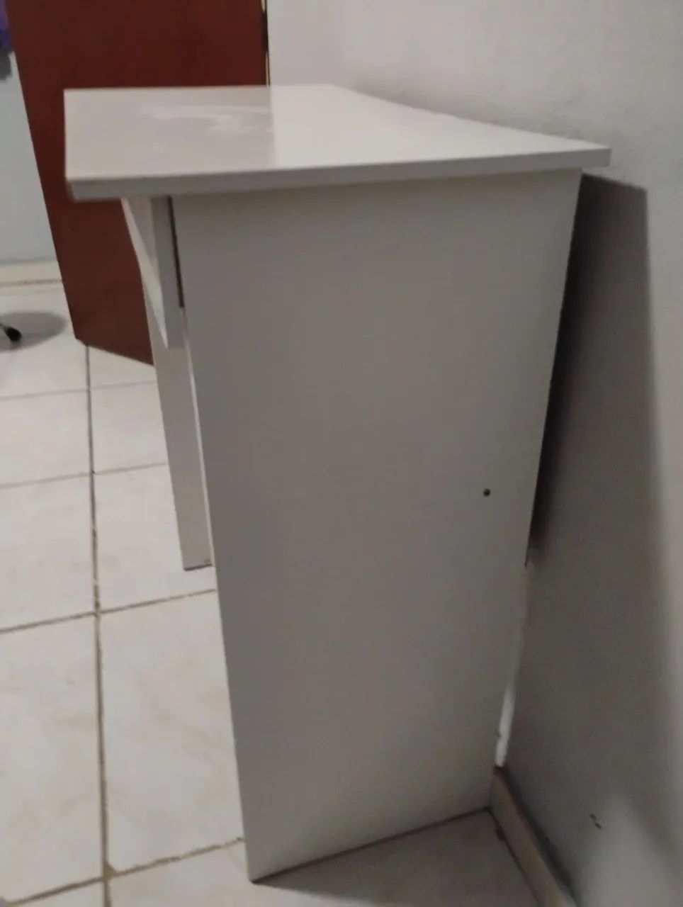 Mesa de Escritório Branca com Prateleira - Foto 2