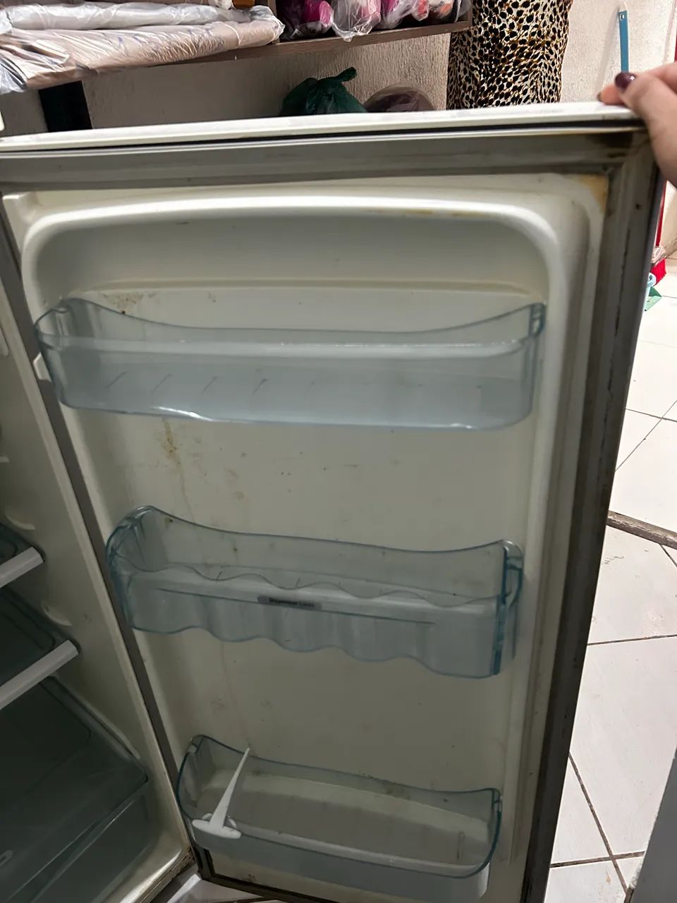 Geladeira Electrolux em ótimo estado - funcionando perfeitamente - Foto 2