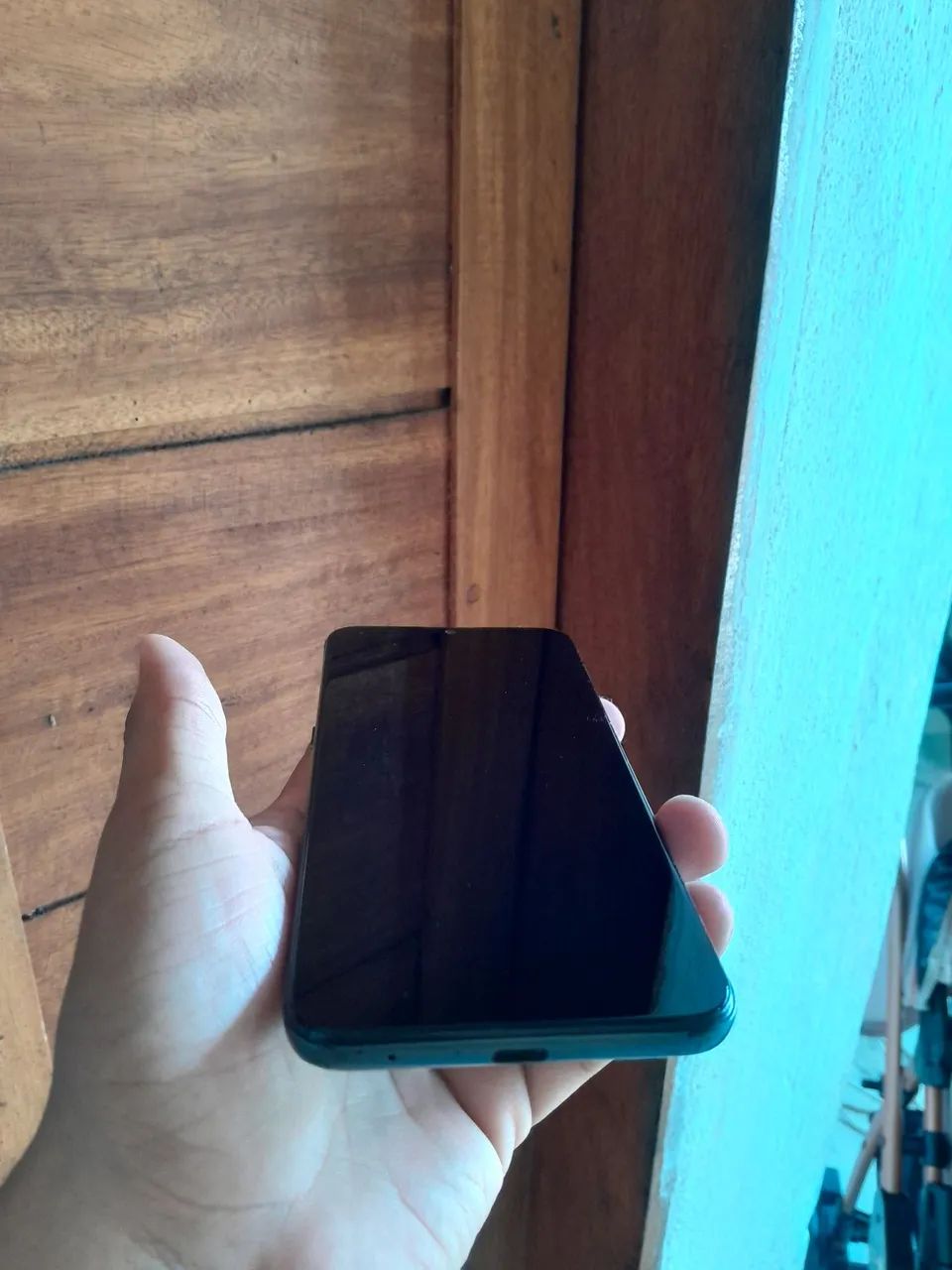 Motorola E 7, está com um pequeno trinco, mas nao interfere em nada, ja baixei o valor  - Foto 5