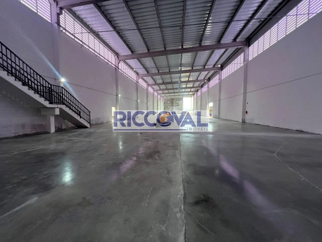 Galpão no Centro Industrial de Arujá para Locação - Foto 5