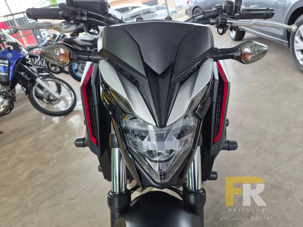 CBR 650F PRETA 2018/2019 - Foto 2