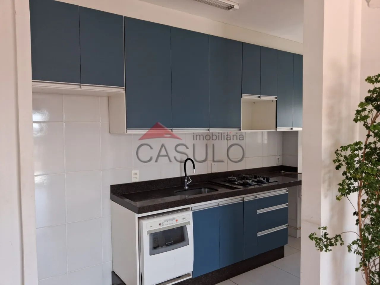 Apartamento para alugar no bairro Cidade Luiza com 68 m² e 2 dormitórios/quartos. - Foto 4