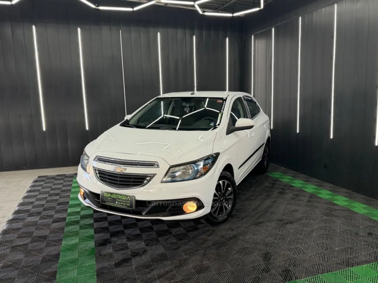Chevrolet Onix Hatch LTZ 1.4 8V Flex Mec. 4P 2015