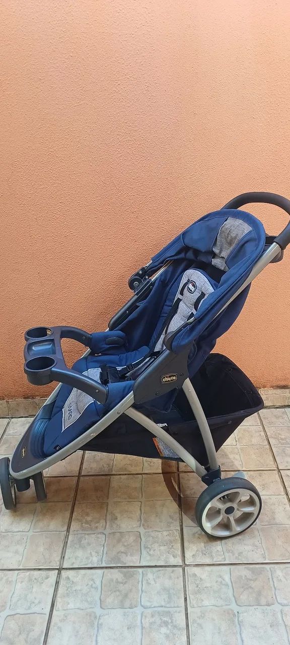 Bebê conforto + carrinho de bebê Chicco Viaro - Foto 4