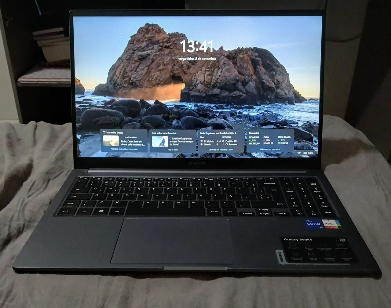 GALAXY BOOK 4 -  intel Core i 5 - 1335U ( 10 núcleos)