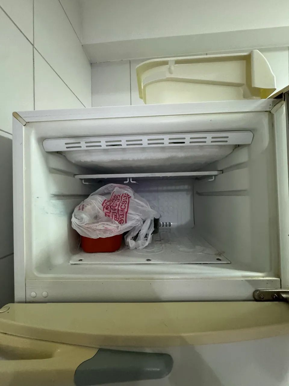 Vendo geladeira consul  - Foto 3
