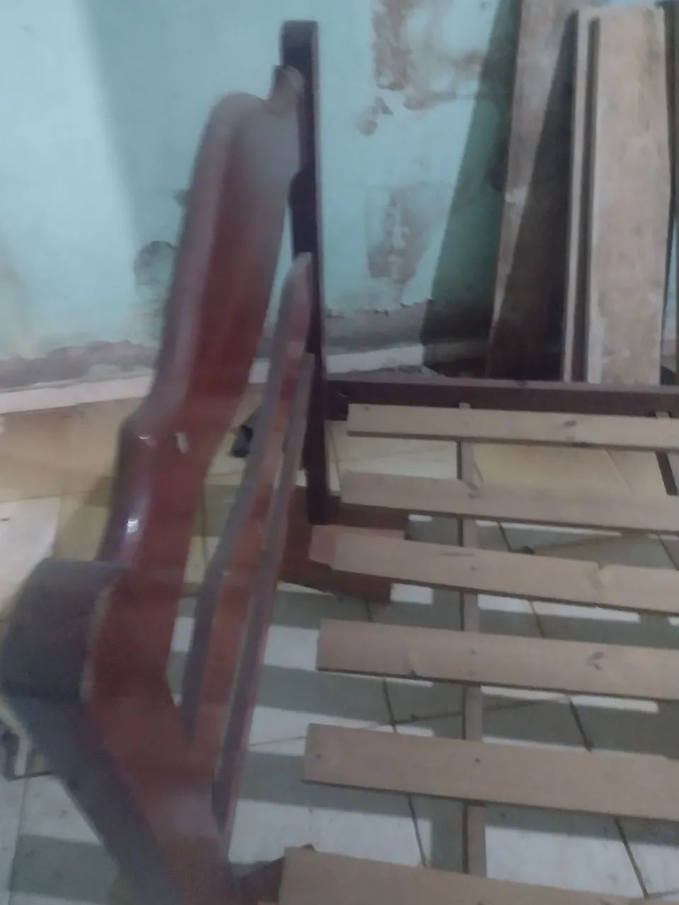 Vende se uma cama de solteiro  - Foto 2