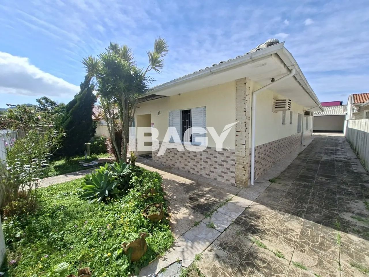 Excelente Casa 3 dormitório(s) em Pântano do Sul - Florianópolis