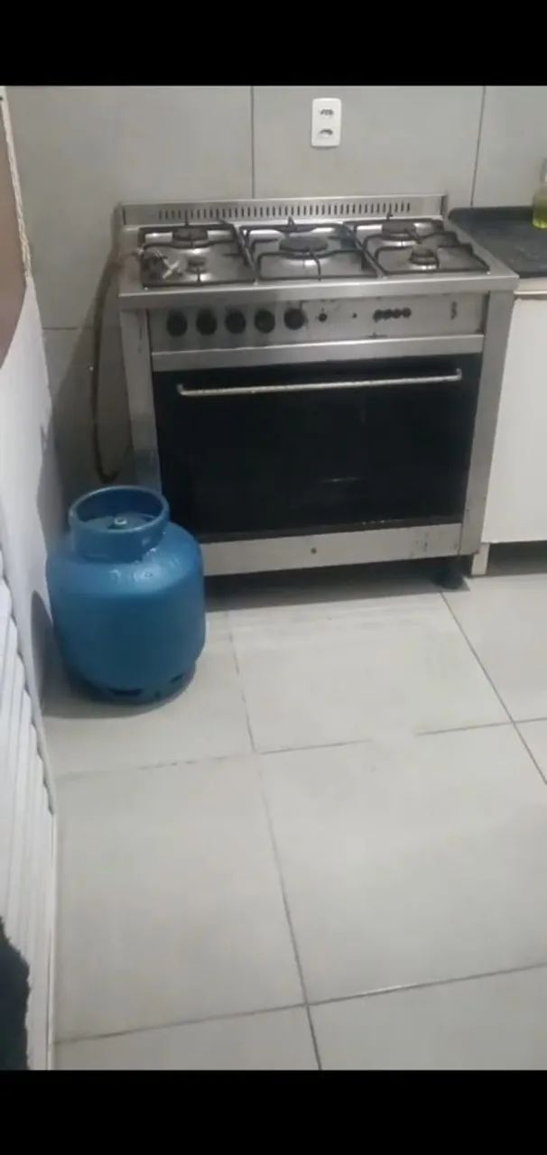Kitnet mobiliada com água e luz incluso 1000 mensal - Foto 3