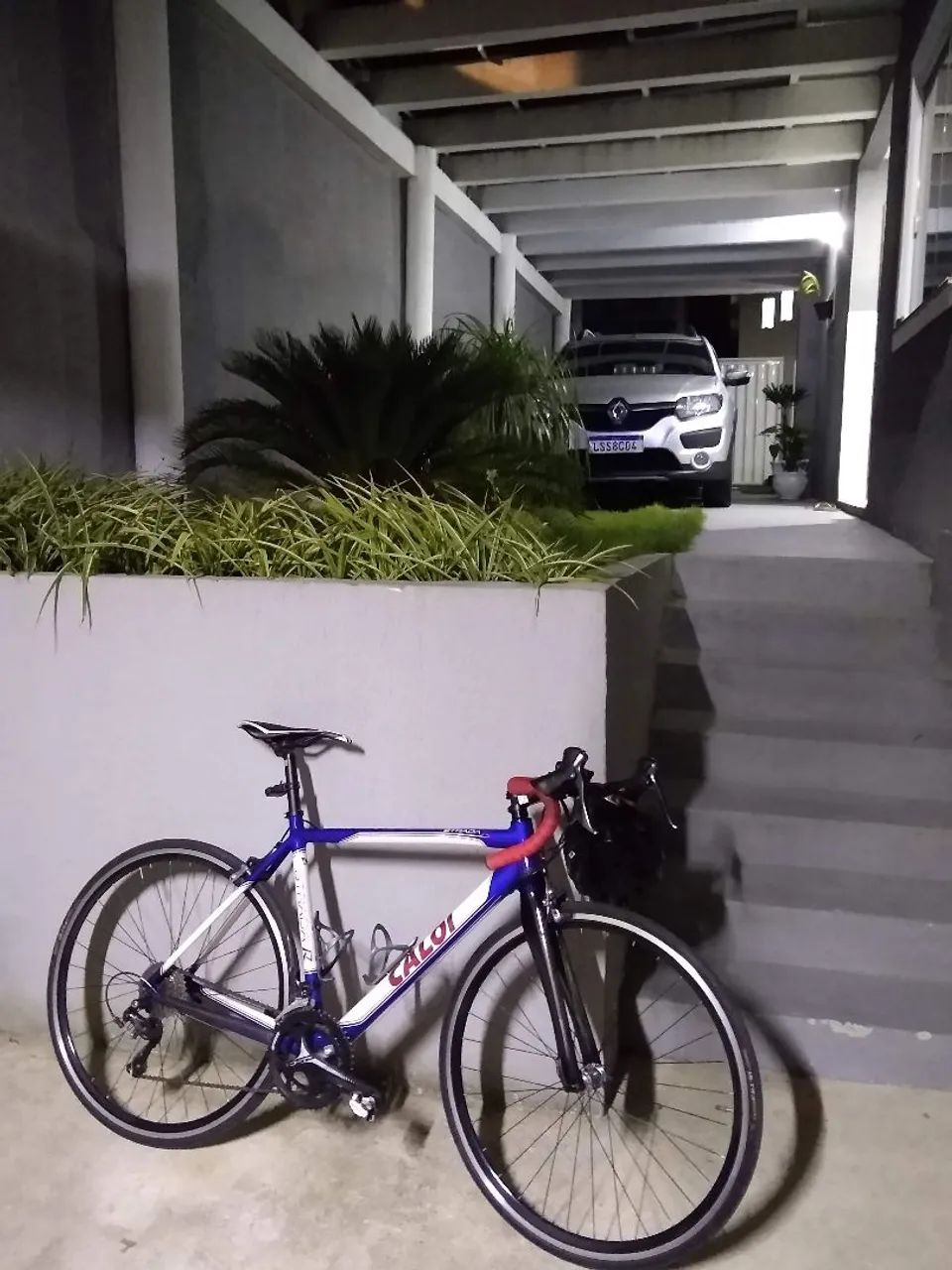 Caloi Strada Racing 