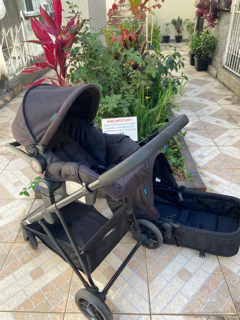 Carrinho de bebê com Moisés e bebê conforto - Foto 5