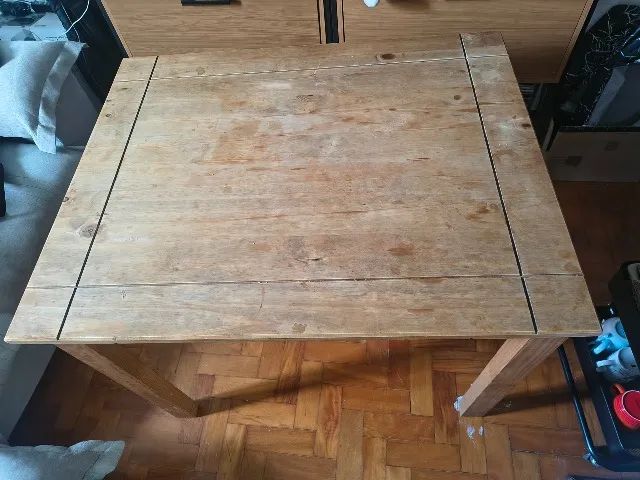 Mesa de Madeira Pinus 100x80 + 4 Cadeiras - Foto 3
