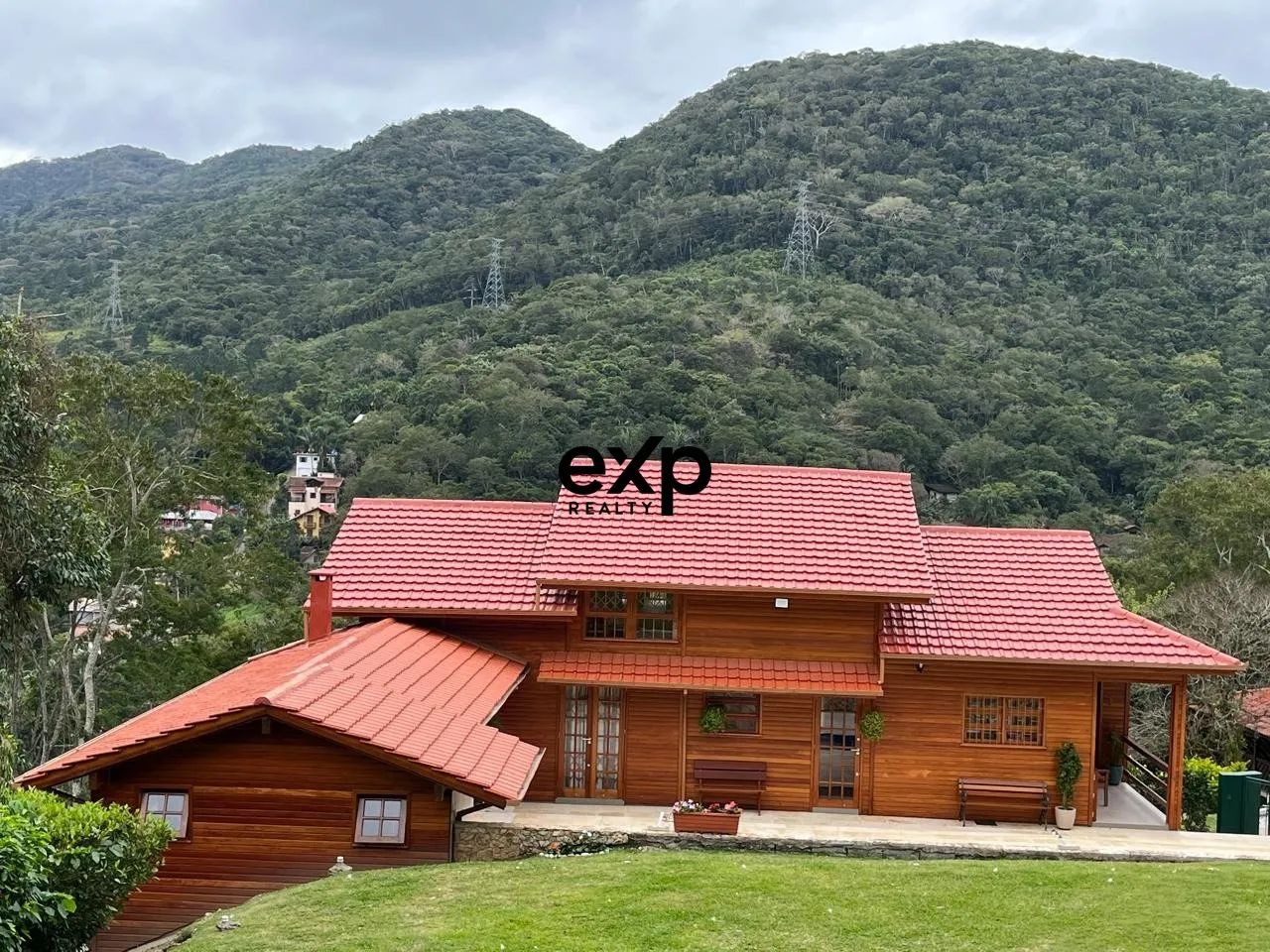 Casa em Condomínio à venda em Itacorubi - SC