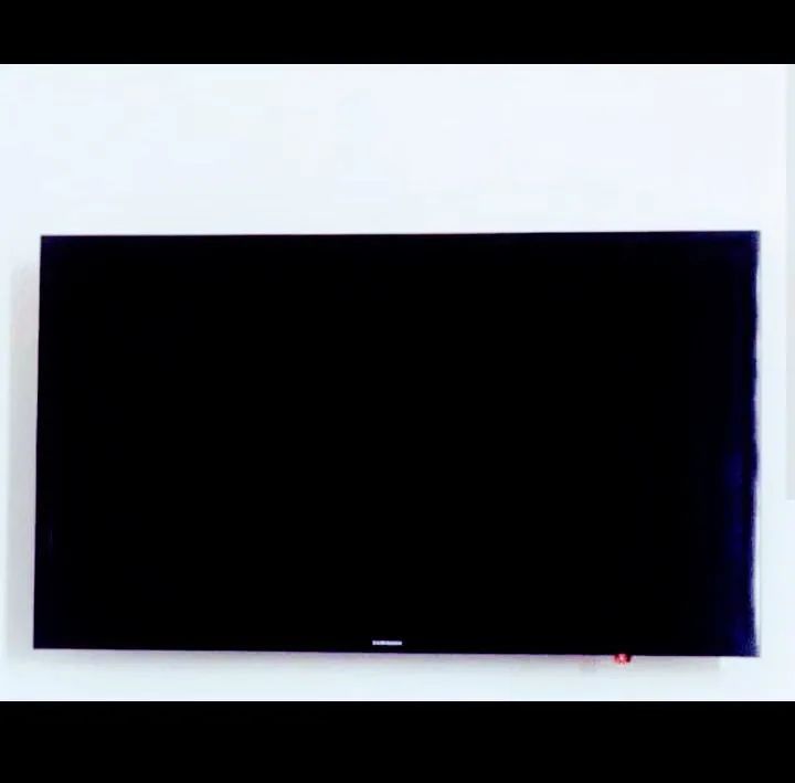VENDO TV DE 43 POLEGADAS SAMSUNG NAO É SMART, TA FUNCIONANDO PERFEITAMENTE, VALOR400 - Foto 2