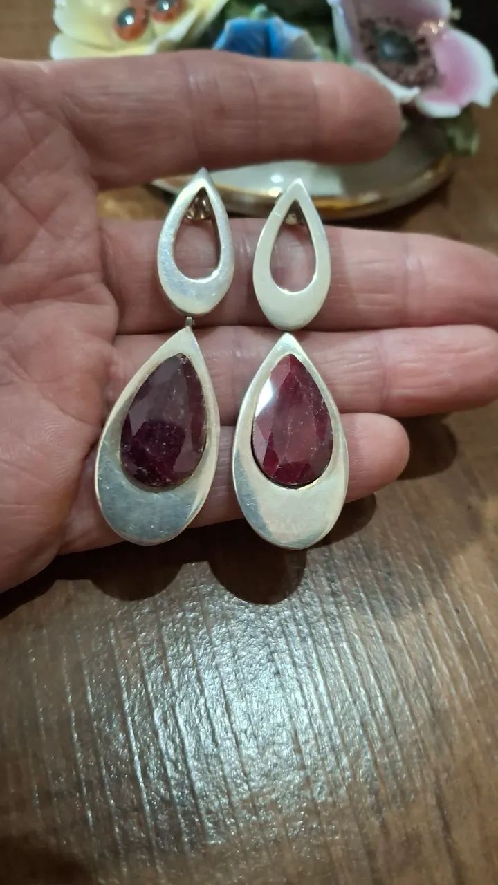 Brincos Prata e Rubi Natural  - Foto 2