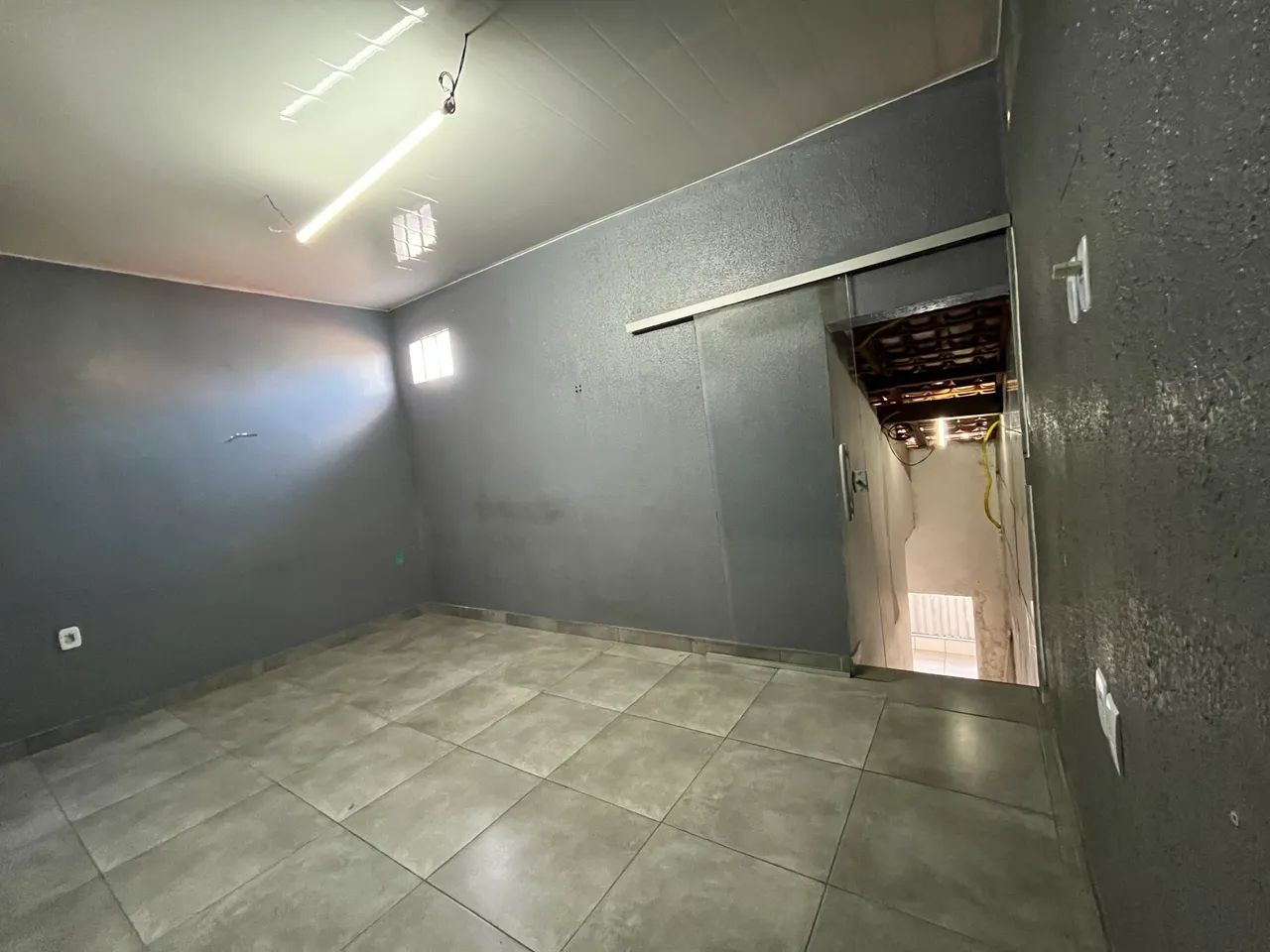 CASA A VENDA OU PARA LOCAÇÃO  - Foto 5