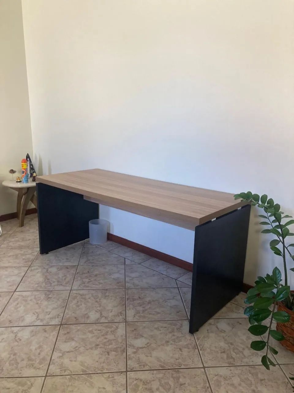 Mesa p/escritório 