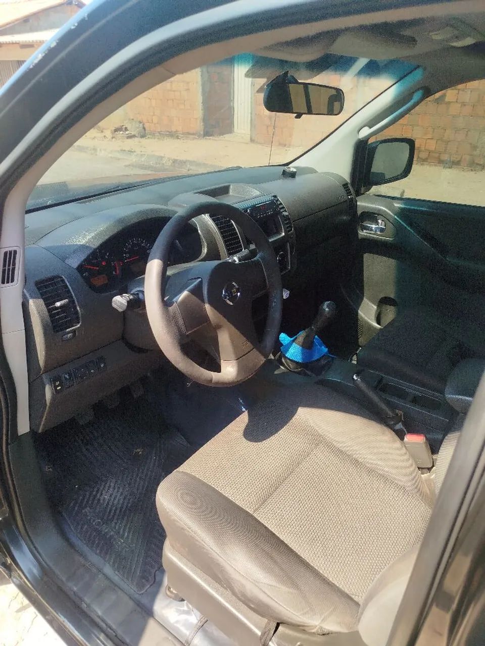 Nissan Frontier S CD 4X4 2.5 TB Diesel 2014 - Foto 2