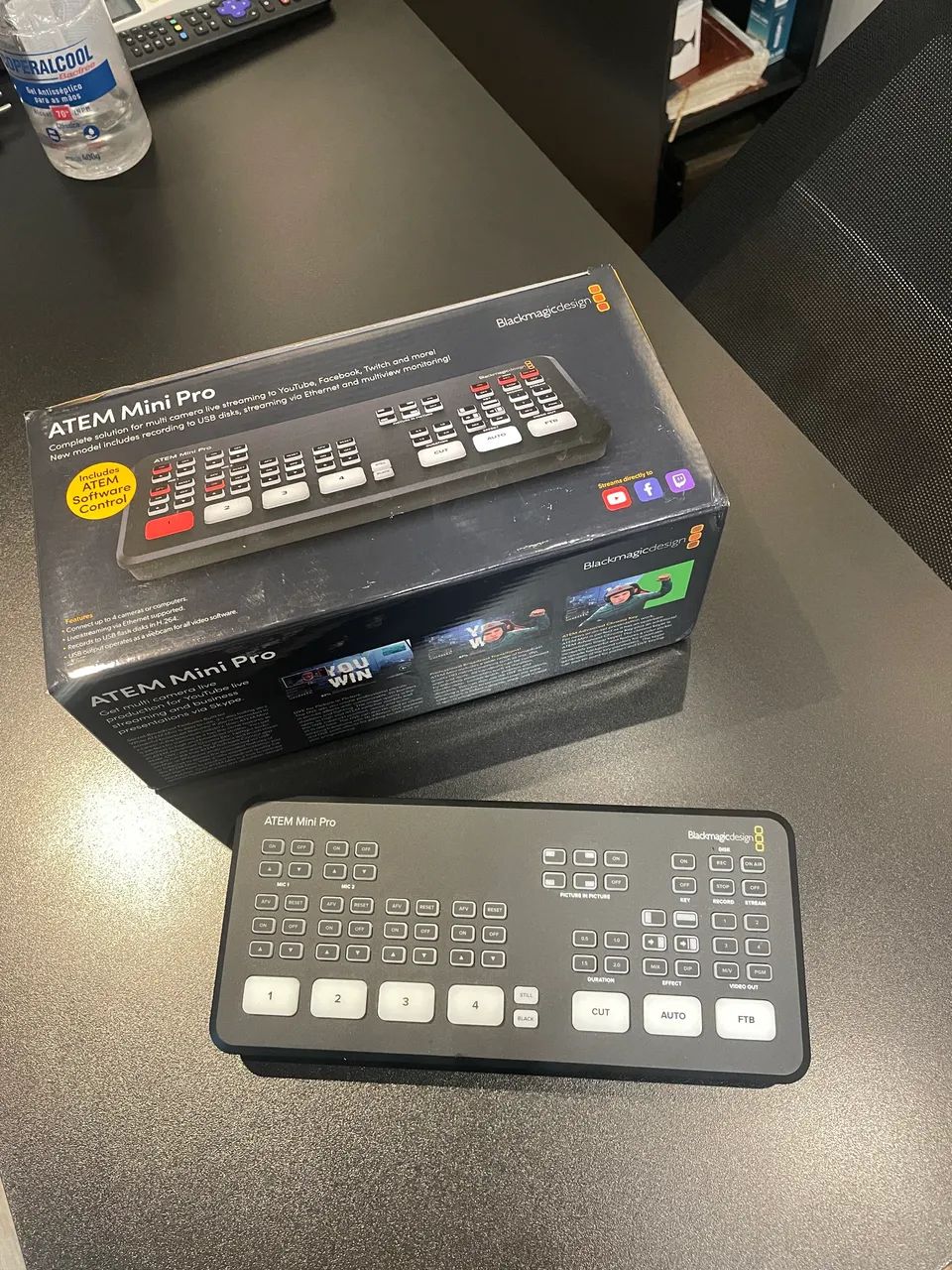 ATEM MINI PRO SEM NOVA - Foto 3